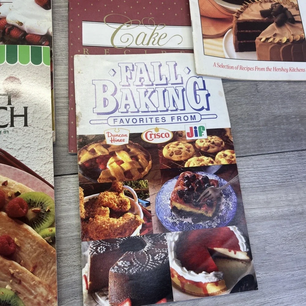 Cookbooks Hershey Jello Bakers Recipes Holiday Baking Booklets Vintage Lot of 14